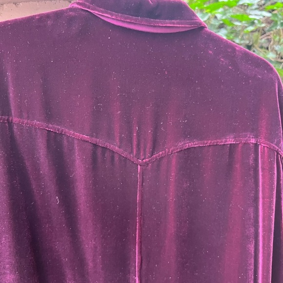 Purple Velvet Bomber Jacket with Zip-Up Style - Picture 3 of 7